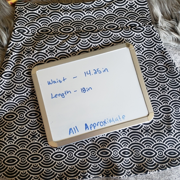 SOYBU Athletic Mini Skirt - Picture 9 of 10